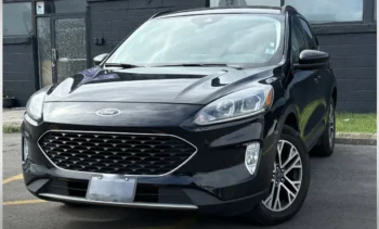 ﻿2021﻿ ﻿Ford﻿ ﻿Escape﻿ ﻿SEL w/ Nav & Sun