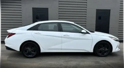 2023 Hyundai Elantra Preferred full