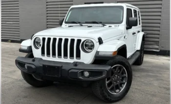 ﻿2021﻿ ﻿Jeep﻿ ﻿Wrangler﻿ ﻿Unlimited Sahara 80th Anniversary