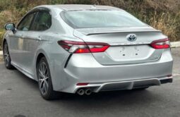 2022 Toyota Camry Hybrid SE Upgrade full