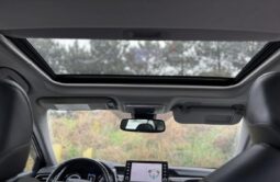 2022 Toyota Camry Hybrid SE Upgrade full