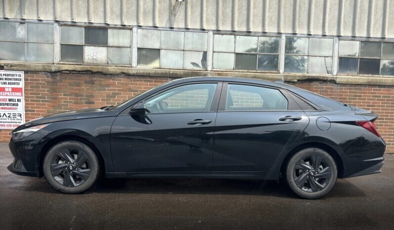 2023 Hyundai Elantra Preferred full