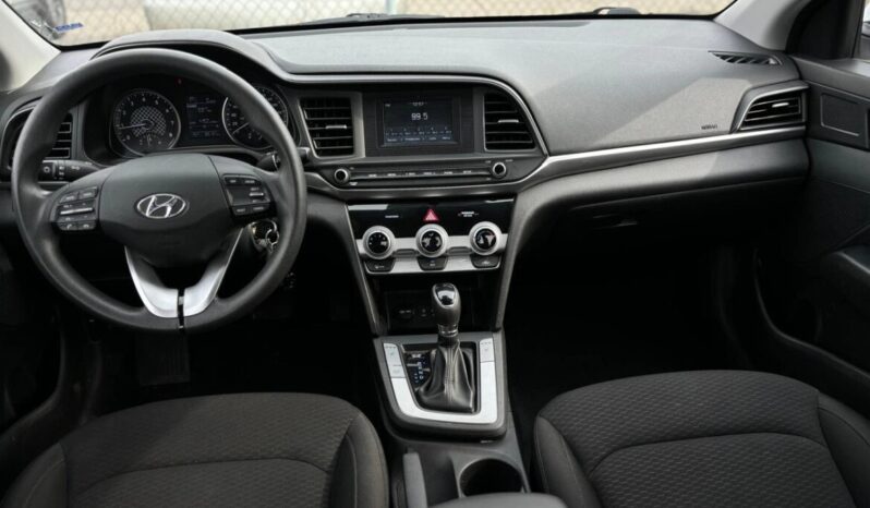 2020 Hyundai Elantra Essential full