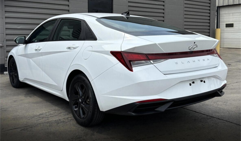 2023 Hyundai Elantra Preferred full