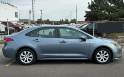 2022 Toyota Corolla LE full