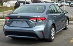 2022 Toyota Corolla LE full