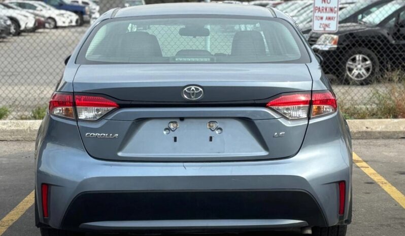 2022 Toyota Corolla LE full