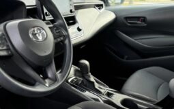 2022 Toyota Corolla LE full