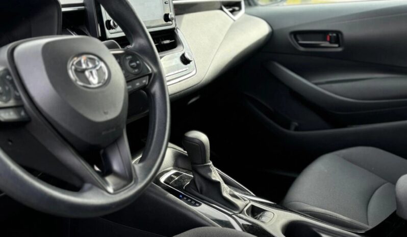 2022 Toyota Corolla LE full