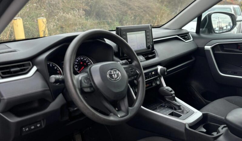 2021 Toyota RAV4 LE AWD full