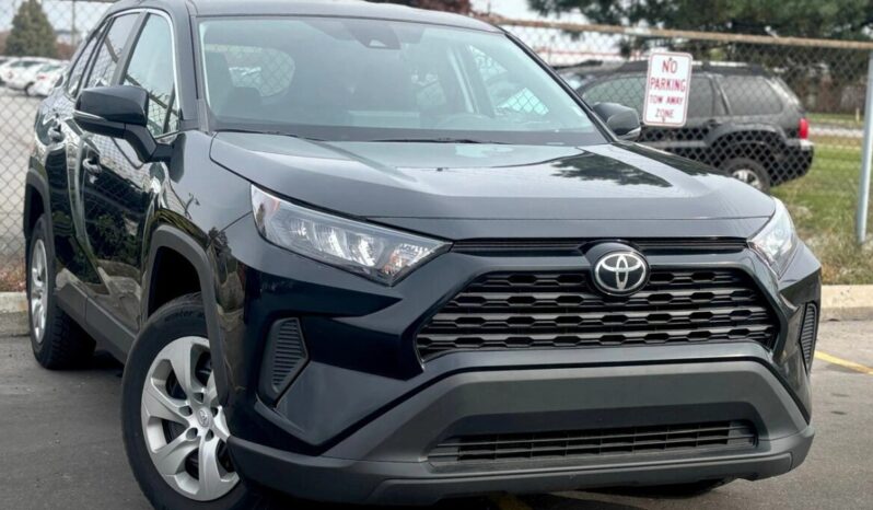 2022 Toyota RAV4 LE AWD full