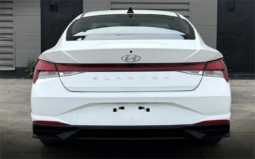 2023 Hyundai Elantra Preferred w/ Sun&Tech full