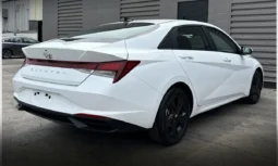 2023 Hyundai Elantra Preferred full